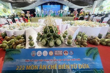 ben tre lap ky luc the gioi voi 222 mon an tu dua