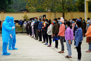 lao cai nhung nguoi bam chot giu ngay xuan