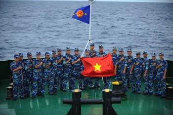 luat canh sat bien va qua trinh lon manh cua luc luong canh sat bien