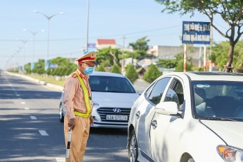 doi nang bam chot kiem dich o cua o da nang