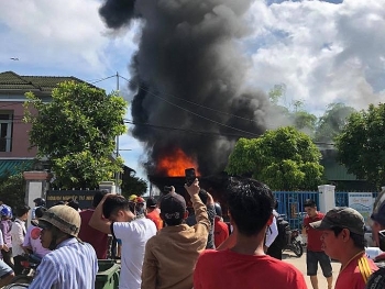 chay lon tai co so thu mua hai san nhieu tai san bi thieu rui