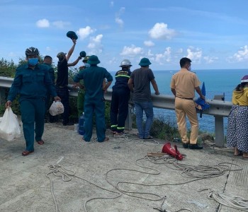 Tích cực tìm kiếm ngư dân câu mực mất tích ở biển Đà Nẵng