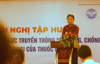 bo thong tin truyen thong to chuc tap huan phong chong tac hai cua thuoc la tai da nang