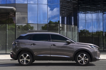thaco gioi thieu peugeot 3008 moi gia cao nhat 1089 ty dong