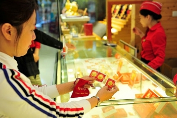 gia vang chenh toi 3 trieu kho chot loi nguy co lo rat sau