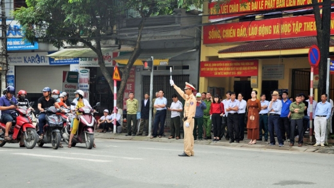 Phân luồng phương tiện vào Hà Nội nhằm phục vụ tổng hợp luyện A80 lần 2