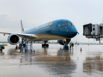 hon 200 du khach mac ket o da nang da ve tp ho chi minh