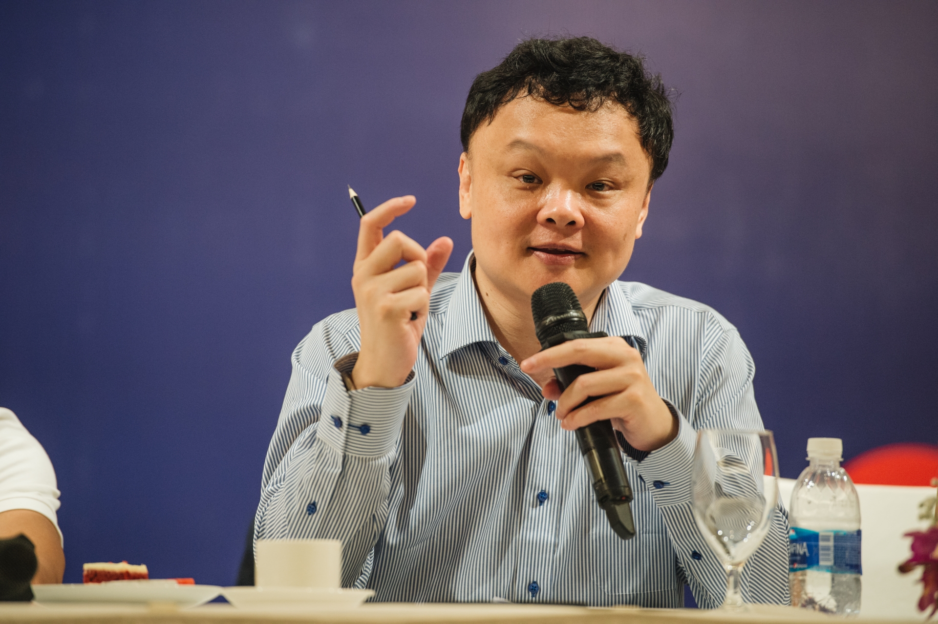 Mạng xã hội Lotus sẽ đi vào thị trường phổ quát, không chọn giải pháp đối đầu