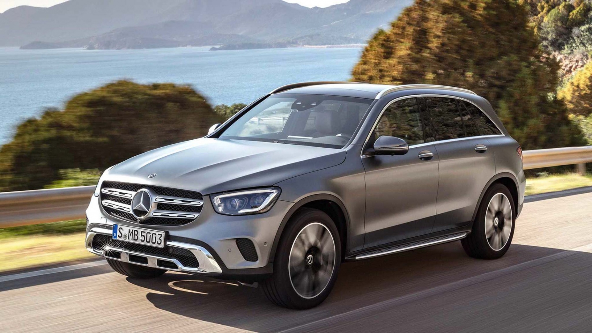 Mercedes-Benz GLC và CLA dính án triệu hồi vì lỗi túi khí