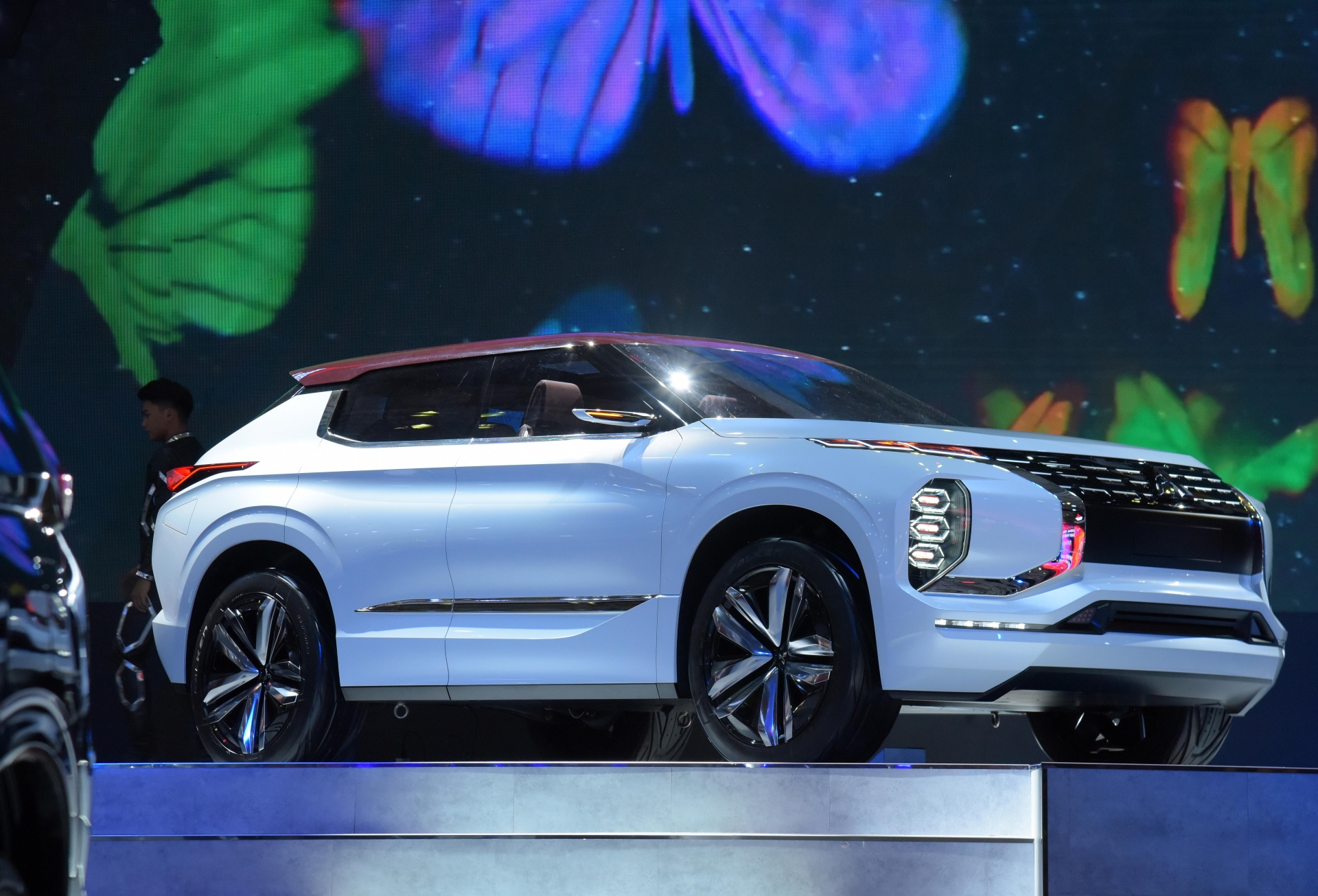 Mitsubishi Việt Nam đem mẫu xe concept GT-PHEV đến VMS 2019