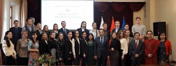 Nhiều cảm xúc tại cuộc giao lưu giữa sinh viên Nga và giảng viên ngành tiếng Việt