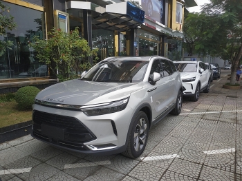 mua xe trung quoc beijing x7 co bat an ve hau mai