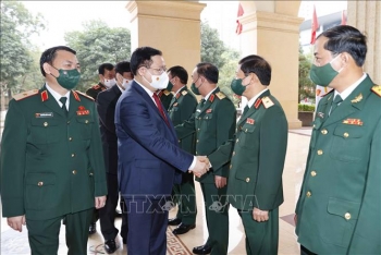 Chủ tịch Quốc hội Vương Đình Huệ thăm, chúc Tết Bộ Tư lệnh Thủ đô Hà Nội