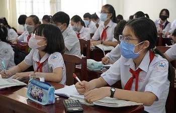 ha noi hoc sinh lop 1 6 o 18 huyen thi xa di hoc truc tiep tu 102