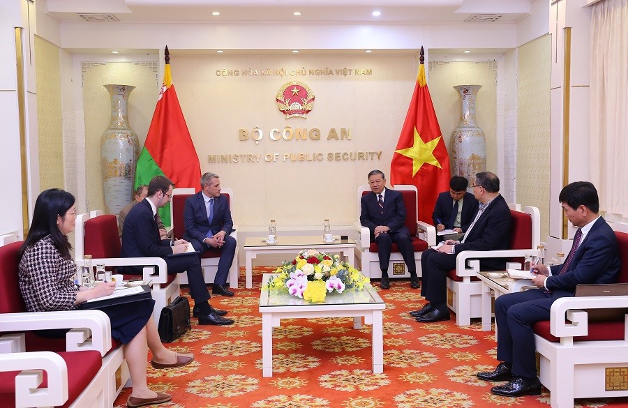 Tăng cường quan hệ hợp tác giữa Bộ Công an Việt Nam với các cơ quan hữu quan Belarus
