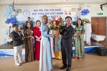 Hội phụ nữ Việt Nam tại Thụy Điển tổ chức Đại hội lần thứ nhất