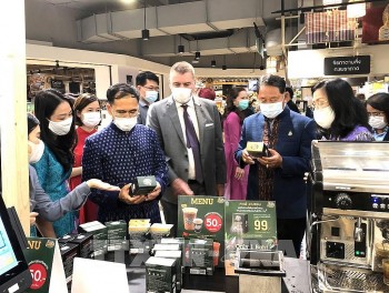 hang hoa viet nam ngay cang duoc nguoi tieu dung thai lan ua chuong