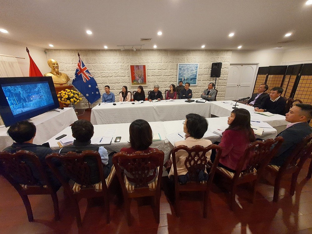 Chi bộ Đại sứ quán Việt Nam tại Australia đẩy mạnh học tập và làm theo tư tưởng, đạo đức, phong cách Hồ Chí Minh.