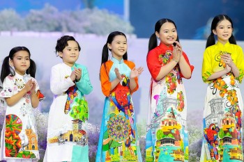 sap dien ra le hoi ao dai tre em viet nam 2022 huong ve coi nguon