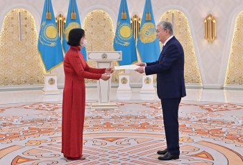 Tiếp tục thúc đẩy mối quan hệ hợp tác chặt chẽ giữa Việt Nam - Kazakhstan