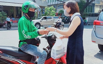 ha noi dong y cho shipper hoat dong tu 9 20h hang ngay