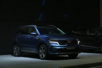 kia carnival 2022 trinh lang voi nhieu nang cap gia tang dang ke