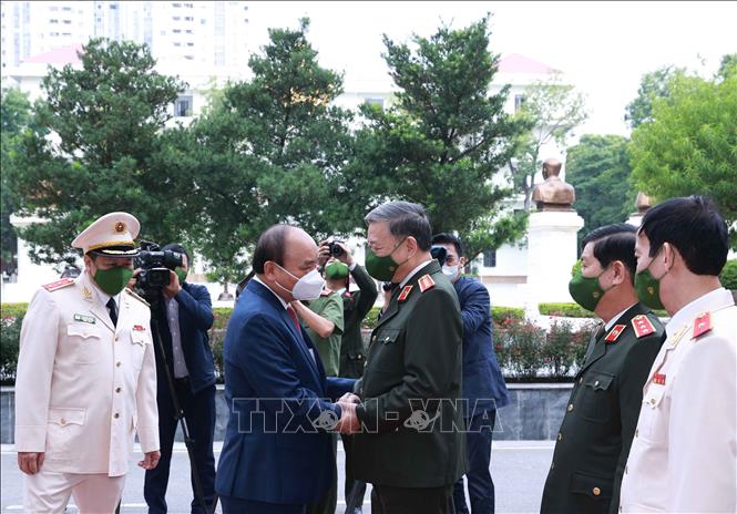 Chủ tịch nước dự Lễ kỷ niệm 75 năm Ngày truyền thống Học viện An ninh nhân dân