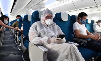 Từ 29/10, hành khách đi máy bay chỉ cần khai báo y tế điện tử