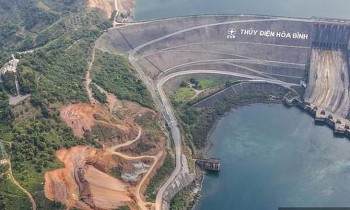 tam dung thi cong cong trinh nha may thuy dien hoa binh mo rong