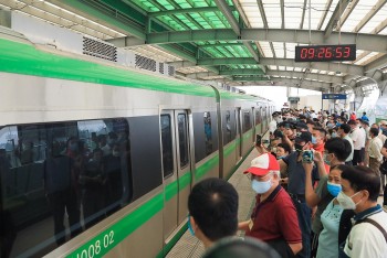 ha noi yeu cau dam bao an toan phong dich covid 19 tren tau dien cat linh ha dong