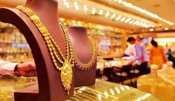 Giá vàng trong nước “chênh” với thế giới cả chục triệu?
