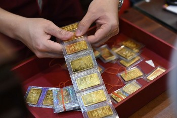gia vang trong nuoc tang di nguoc voi the gioi