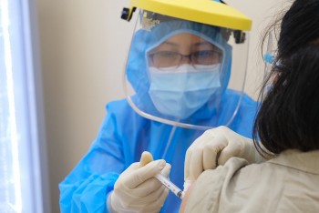 gan 90 dan so tren 18 tuoi tiem du 2 lieu vaccine phong covid 19