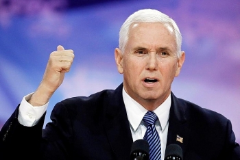 pho tong thong mike pence tuc toc yeu cau tham phan lien bang bac don kien cua phe cong hoa