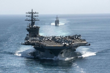 Tàu sân bay USS Nimitz Mỹ tiếp tục ở lại vùng Vịnh giữa căng thẳng với Iran
