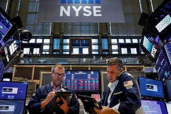 NYSE bất ngờ "cởi trói" cho 3 gã khổng lồ viễn thông Trung Quốc