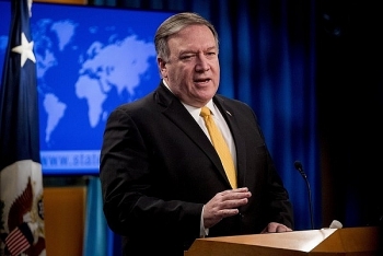 gioi ngoai giao my yeu cau ngoai truong pompeo len tieng chi trich ong trump