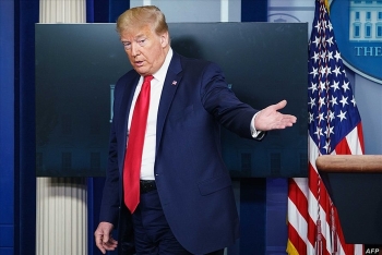 ung ho tong thong donald trump hang loat nghi si my bi cham dut cac khoan tai tro kech xu