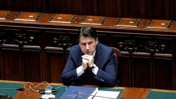 Điều gì ẩn sau quyết định từ chức của Thủ tướng Italy?