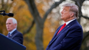 xuat hien cac bao cao moi nghi si dan chu dot ngot thuc giuc dung luan toi ong trump