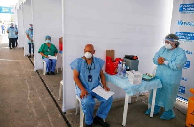 Lộ lọt danh sách gần 500 quan chức cấp cao của Peru bí mật tiêm chủng vaccine ngừa COVID-19