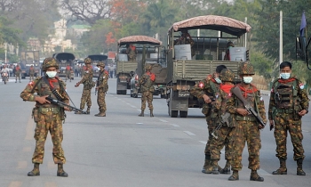 Hàng loạt website quân đội Myanmar bị đánh sập để phản đối đảo chính