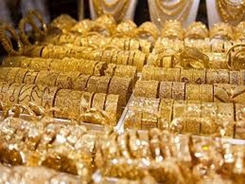 Ngày vía Thần Tài 2021, gia chủ có nên mua vàng bằng mọi cách để cầu may?