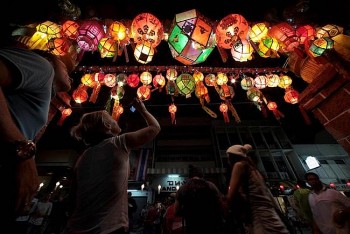thai lan ngo y mo chuong trinh bong bong du lich voi trung quoc va malaysia