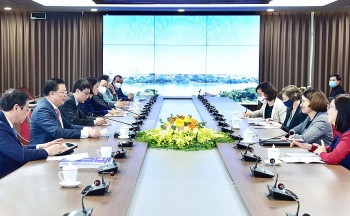 ha noi mo rong tim kiem co hoi hop tac thuong mai dau tu voi australia
