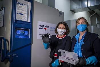 australia hoan thanh cam ket ho tro 78 trieu lieu vaccine voi viet nam