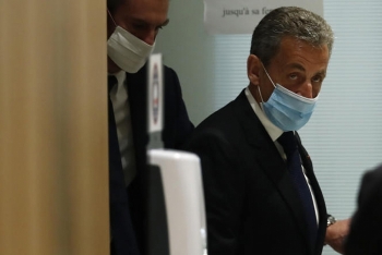 Cựu Tổng thống Pháp Sarkozy bị 3 năm tù vì tội tham nhũng và hối lộ, luật sư riêng tuyên bố kháng cáo