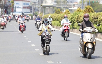 thoi tiet ngay mai 193 dong nam bo nang nong bac bo tiep tuc mua phun