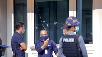 Cơ sở thuộc Đại sứ quán Mỹ ở Myanmar bị nã đạn, giới chức Yangon chưa bình luận