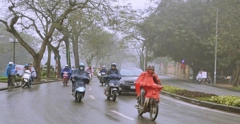 Thời tiết ngày mai 2/4: Đông Bắc bộ mưa vài nơi, vùng núi Thanh Hóa đến Thừa Thiên - Huế nắng nóng